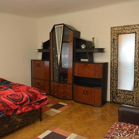 Apartament Oana Braşov Esterno foto